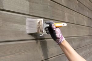What time of year is best for exterior painting?